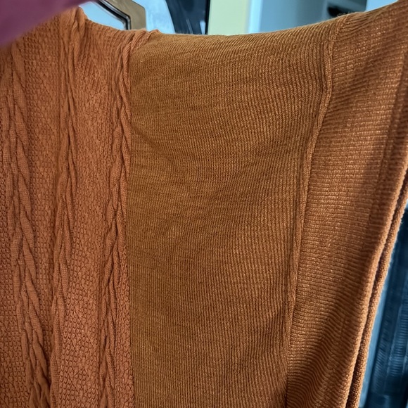 Circular Cowl Neck Cable Knit Poncho Sweater Sz XL (runs big) - Picture 5 of 12